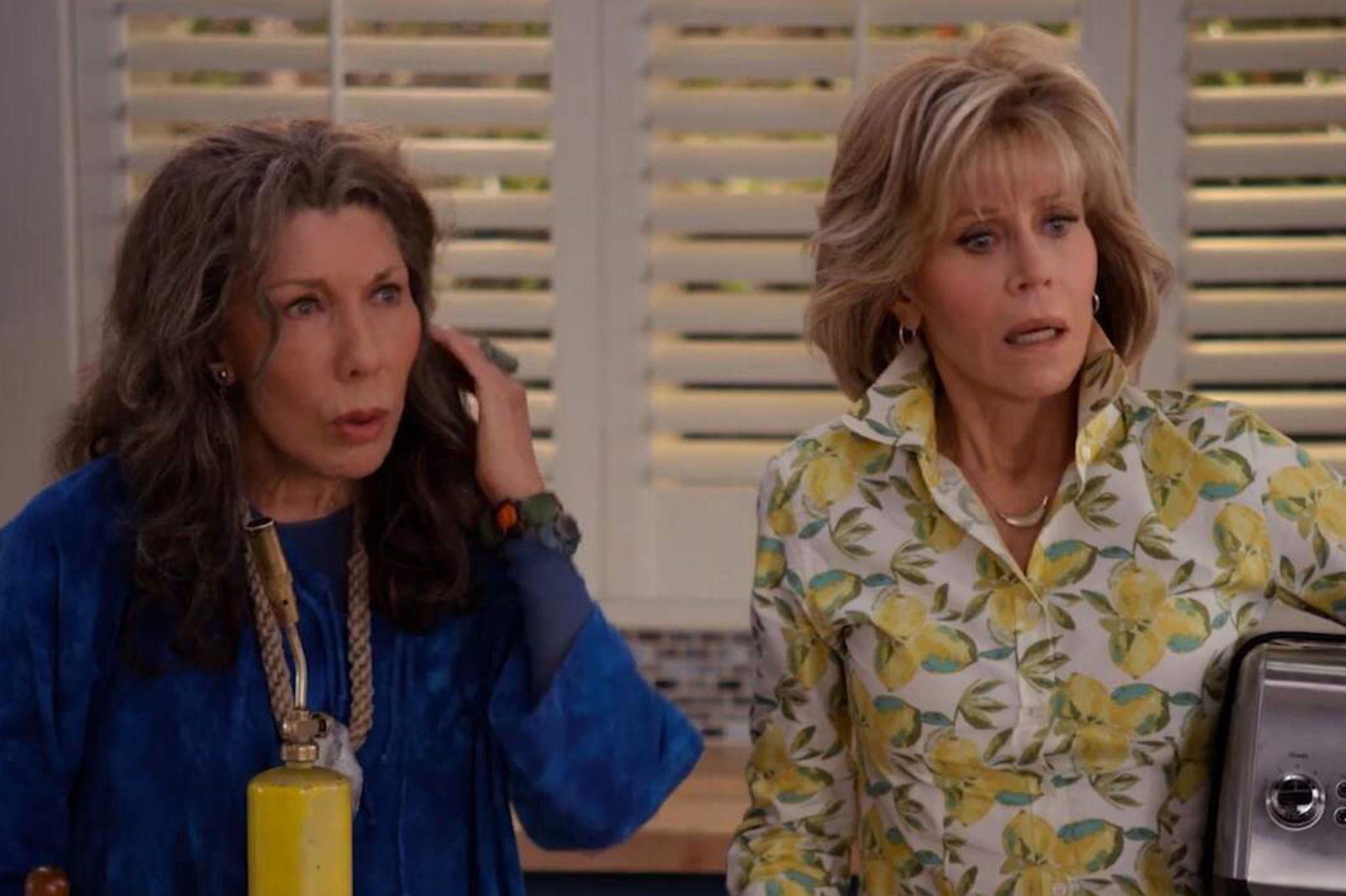 doof horen netflix grace and frankie