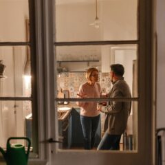 Man and a woman talking about their problems at home