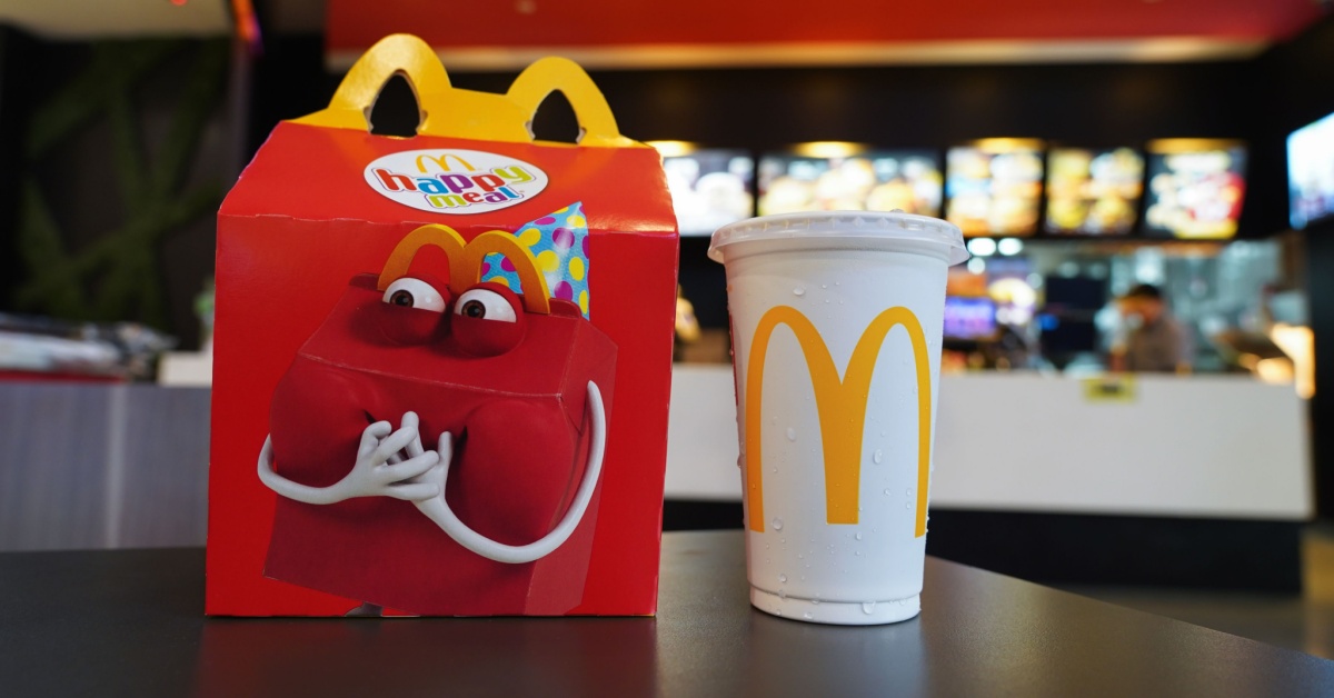 McDonald s Komt Met Een Happy Meal Voor Volwassenen Franska nl McDonald s Komt Met Een Happy Meal Voor Volwassenen Franska nl