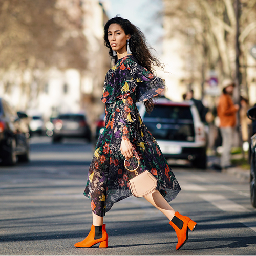 Mode Jurken Maxi-jurken Zara Trafaluc Maxi-jurk volledige print casual uitstraling 